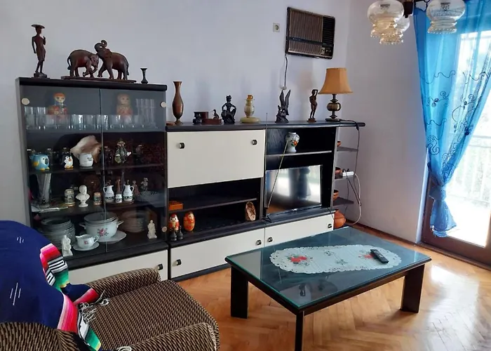 Marina Vikendica Starigrad (Kvarner)